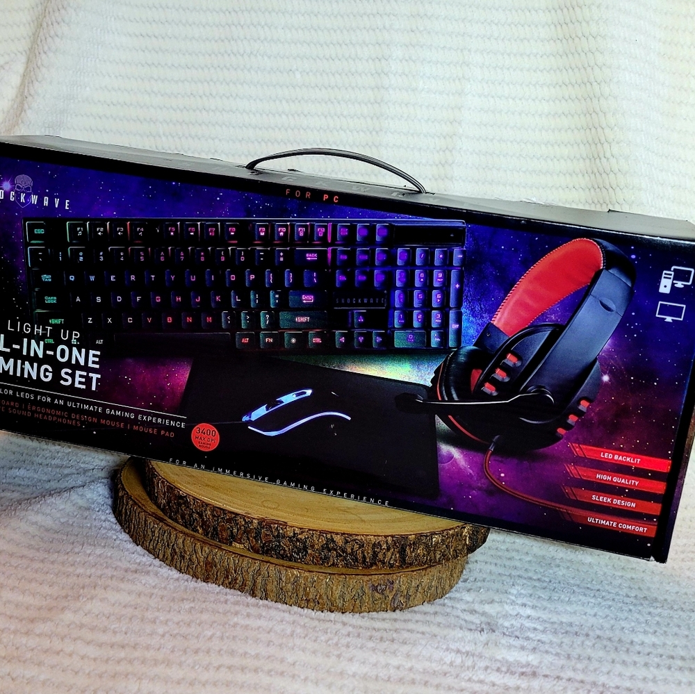 NEW Shockwave LED PC Gaming Set